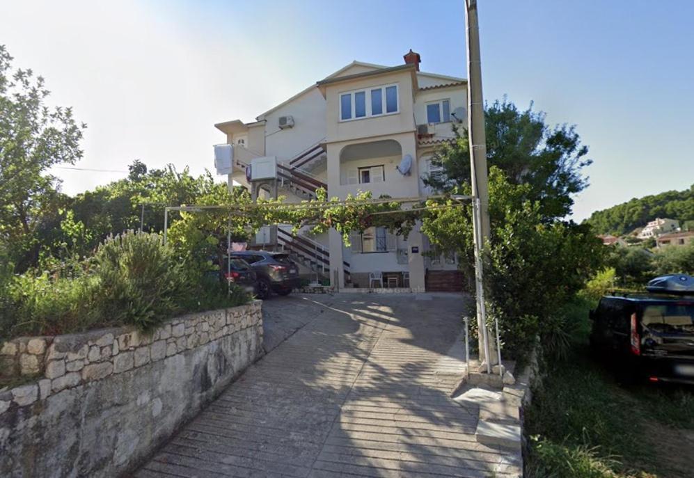 Apartments Chiara Rab Town Buitenkant foto